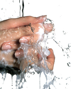 Memilih Face Cleanser yang Tidak Merusak Skin Barrier